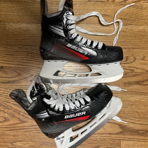Bauer Vapor X3 Hockey Skates Regular Width 7.5 (Used)