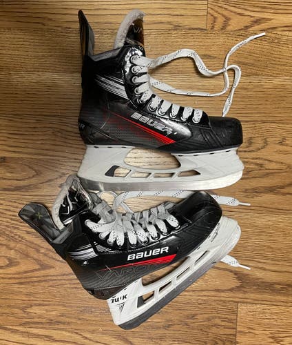 Bauer Vapor X3 Hockey Skates Regular Width 7.5 (Used)