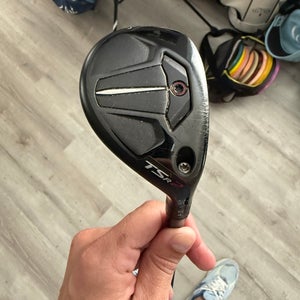Men's 2023 Titleist TSR2 Right Handed Hybrid Stiff Flex 4H (Used)