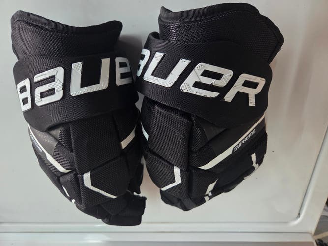 Bauer Supreme Mach Gloves 14" (Used)