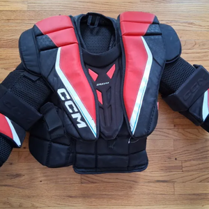 Large INT CCM EFlex 6.9 Goalie Chest Protector (Used)