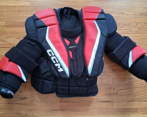 Large INT CCM EFlex 6.9 Goalie Chest Protector (Used)