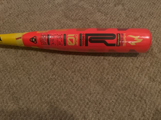 2025 Easton Hype Fire Composite USABat Certified Bat (-10) 19 oz 29" (New)