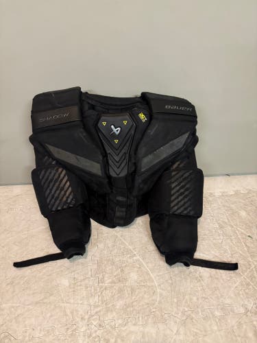 Medium 2024 Bauer Shadow Goalie Chest Protector (Used)