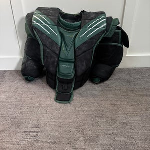Medium Bauer Hyperlite Goalie Chest Protector (Mach Arms) Pro Stock (Used)