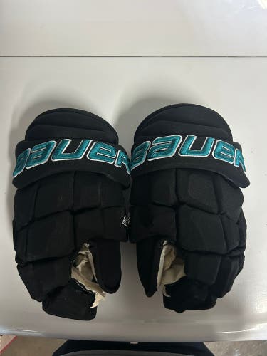 Bauer Supreme Ultrasonic Gloves 13" Pro Stock Sa Jose Sharks (Used)