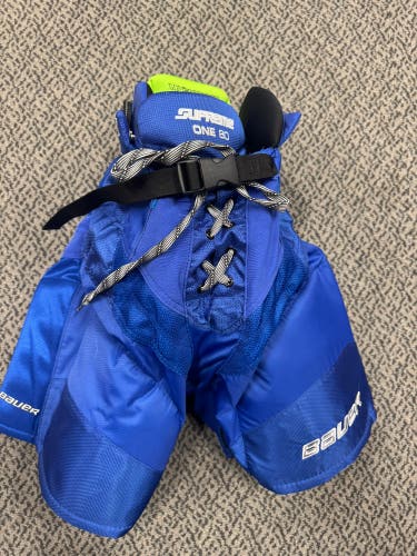 LIKE NEW Senior Small Bauer Supreme One80 Hockey Pants (Used) Women’s Fit