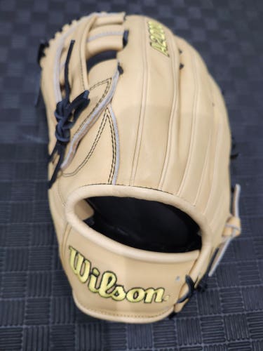 Wilson LH Outfield A2000 Baseball Glove 12.75" (New)