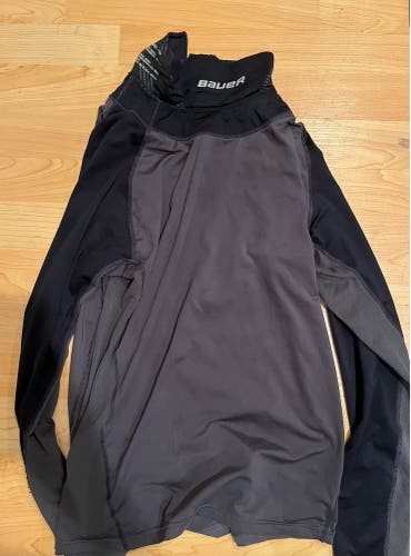 Bauer Neck Guard Shirt Junior XL used
