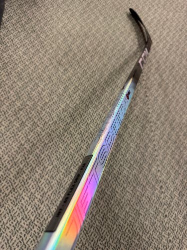 Intermediate CCM JetSpeed FT8 Pro Right Handed Hockey Stick P28 65 Flex (New)