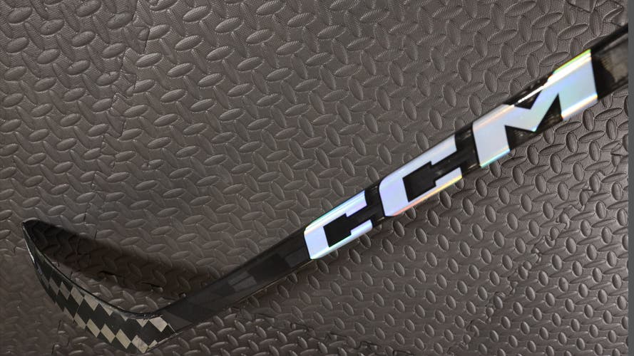 Senior CCM JetSpeed FT7 Pro Left Hand Hockey Stick P28 75 Flex (New)