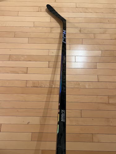 CCM Ribcor Trigger 9 Pro Left Hand Hockey Stick P28 80 Flex Senior (New)