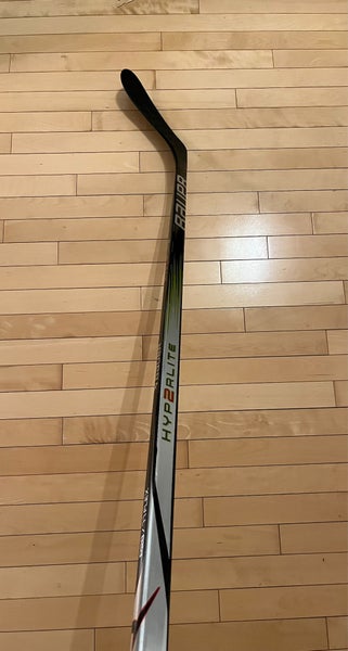 Bauer Vapor Hyperlite 2 Left Hand Hockey Stick P28 77 Flex Senior (New)