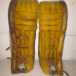 32" 1985 GP50L Goalie Leg Pads (Used)
