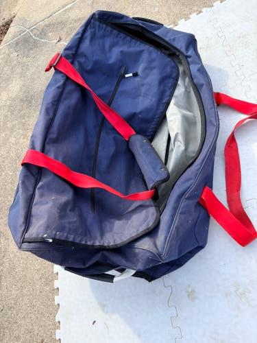 Pacific Rink Bag (broken zipper)