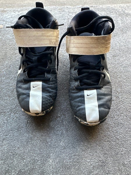 Kid's 4.5Y (Big Kids / Youth) Youth Nike Trout (Used)