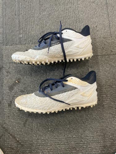 Used Under Armour BASBL BB/SB Cleats Navy And White Senior 8.5 11614-S000233389