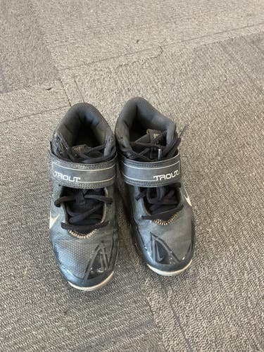 Used Nike TROLT BB/SB Cleats Black Junior 02 11614-S000233320