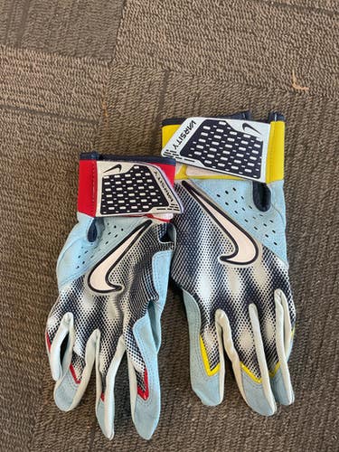 Used Nike VARSITY BB/SB Batting Gloves Carolina Blue SM 11614-S000233451
