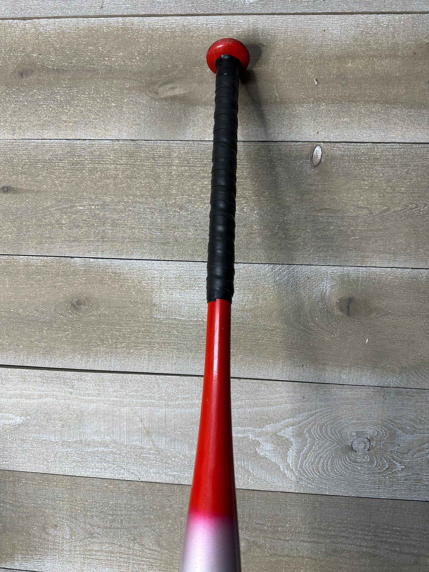 Batte Easton Typhoon SK50T Softball – 34 Pouces, 28 Oz, Diamètre 2 1/4, Gris/rouge