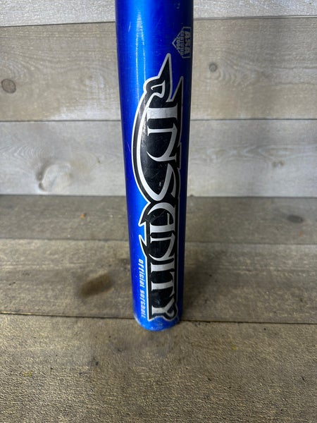 Batte Softball Worth Insanity 33" 25 Oz - Approuvée NSA, Diamètre 2 1/4, Or