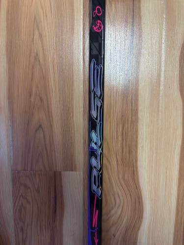 (LE) Senior Bauer Graffiti Pulse Right Handed Hockey Stick P92 70 Flex Pro Stock (New)