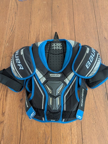 Men's Small Junior Bauer MS-1 Shoulder Pads (Used)