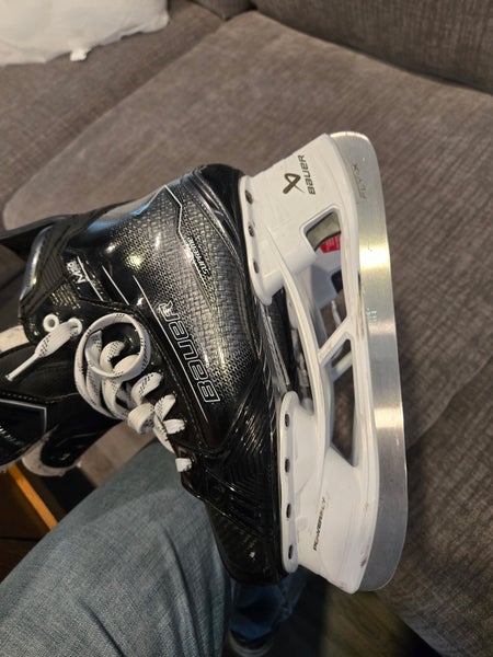 Black/Gray 2024 Bauer Supreme M50 Pro Hockey Skates 7.5 (Used)