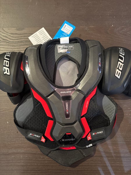 Men's Medium Intermediate Bauer Vapor 3X Pro Shoulder Pads (New)