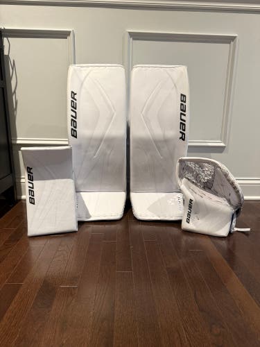 33" 2025 Bauer Vapor Flylite Regular Goalie Full Set (Used)