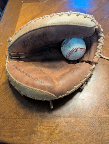 Rawlings RH Catcher's Gold Glove Elite Baseball Glove 32.5" (Used)
