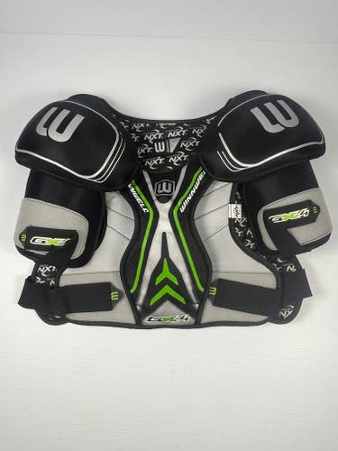 Like New Senior Large Winnwell GX-4 Hockey Shoulder Pads
