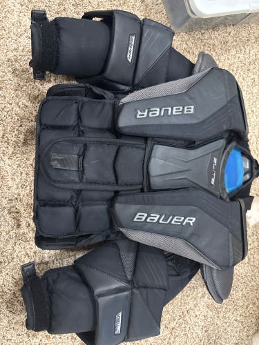 Bauer Elite Goalie Chest Protector (Used)