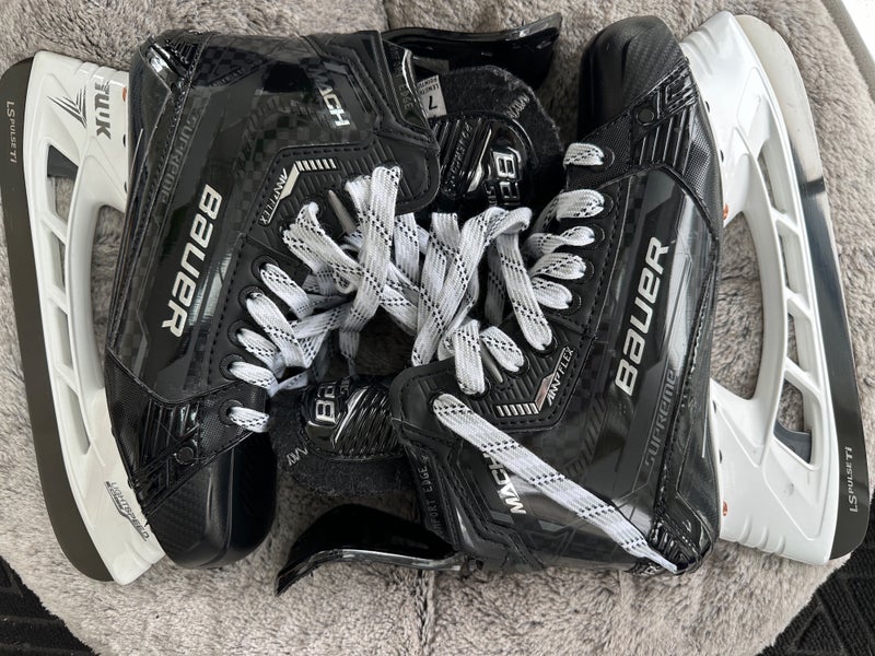 2022 Bauer Supreme Mach Hockey Skates 7 Fit 2 (Used)