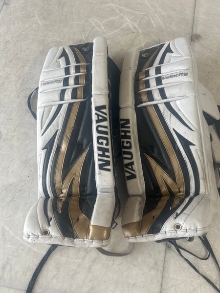 35" Velocity Vaughn Velocity V6 Pro Goalie Leg Pads Pro Stock (Used)