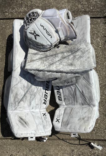 33" Bauer 3X Regular Goalie Full Set (Used)