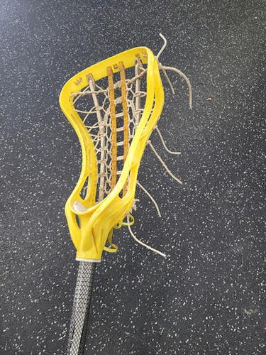 Used DeBeer NV3 Wmn Atk/Mid Complete Stick Yellow 11849-S000038136