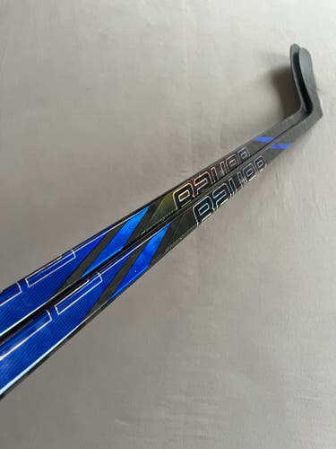 *2 Pack* of Used 95 Flex P92 Senior Bauer Nexus 2N Pro (Tracer Dress) Left Hand Pro Stock Sticks