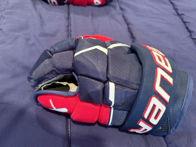 Bauer Supreme Mach Gloves 14" (Used)