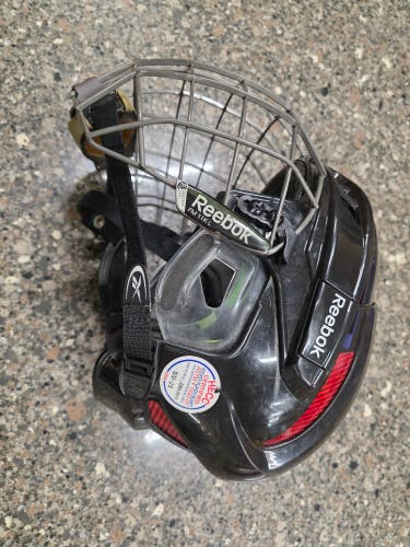 Reebok 11K Helmet With Cage Small (Used)
