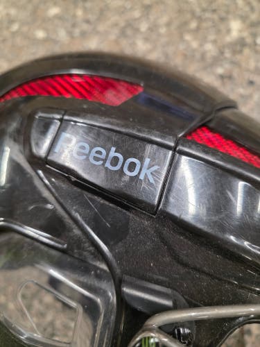 Reebok 11K Helmet With Cage Small (Used)