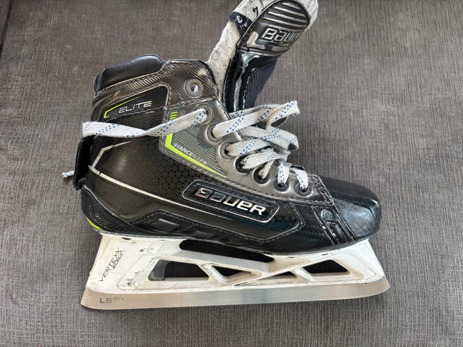 2021 Bauer Elite Hockey Goalie Skates Regular Width Size 4 (Used)
