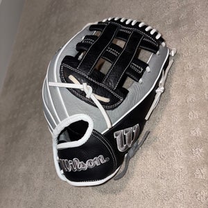 2024 Wilson A1000 RH Infield Softball Glove 12" (New)
