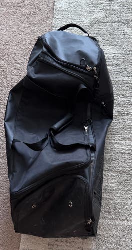 Marucci Catcher's Bag (Used)