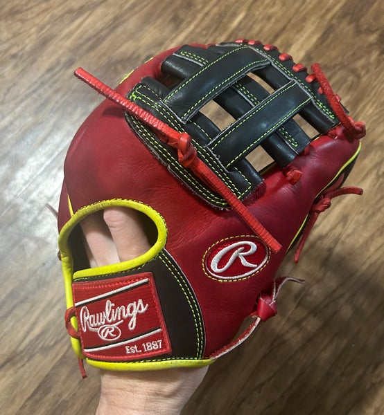 Infield RH Rawlings Heart of the Hide Baseball Glove 11.75" (Used)