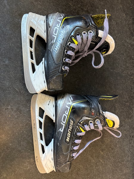 Bauer Vapor 3X Hockey Skates Regular Width 11 (Used)