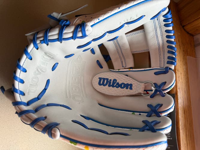 Wilson A2000 RH Infield Baseball Glove 11.75" (New)