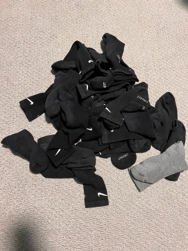 Black Men's Large Nike Socks (Used)