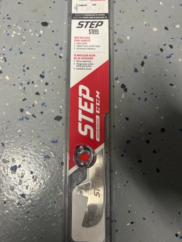 CCM Step Steel 230 mm (New)