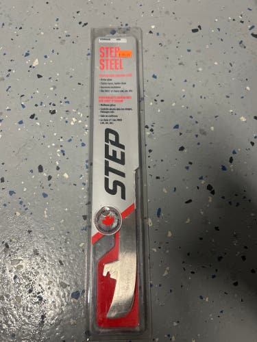 CCM Step Steel 230 mm (New)